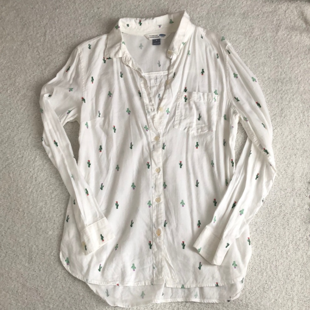 Old Navy cactus print button down Size M